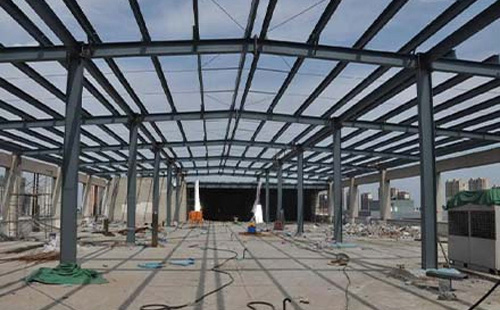 1768967127454616.jpg 甘谷甘谷钢结构安装过程中的关键控制要点与实施建议.jpg